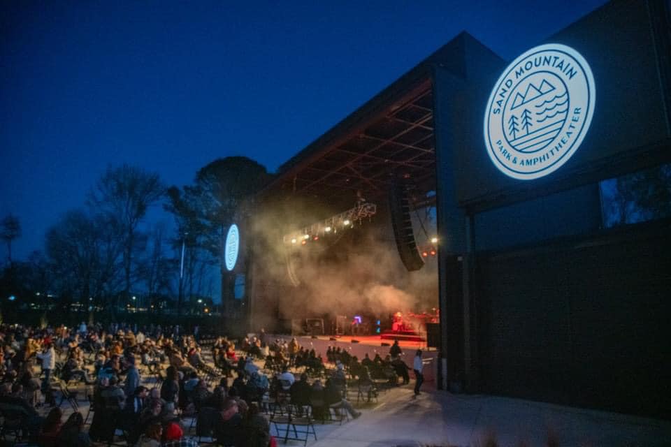 photo of Sand Mountain Amphitheater during a show at night